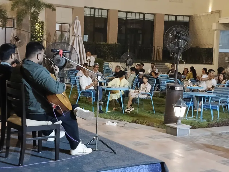 Live Singing